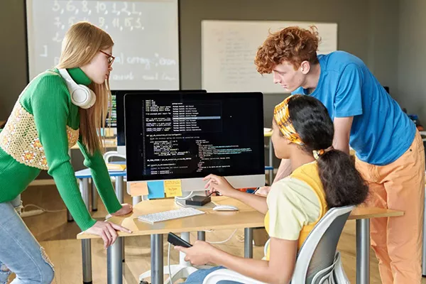 چرا یادگیری برنامه نویسی برای نوجوانان