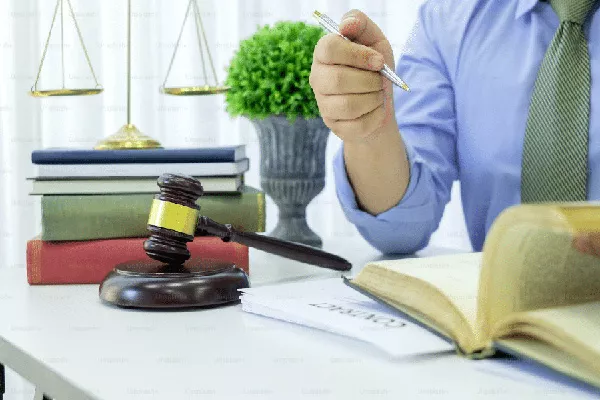 مهندسان، پیمانکاران و فعالان پروژه‌های عمرانی