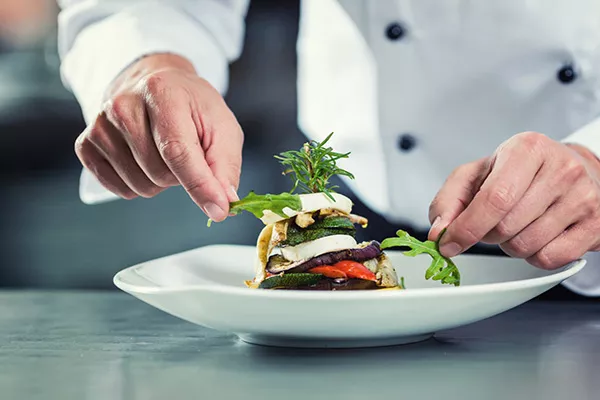 ویژگی های دوره آموزش گارنیش در اصفهان