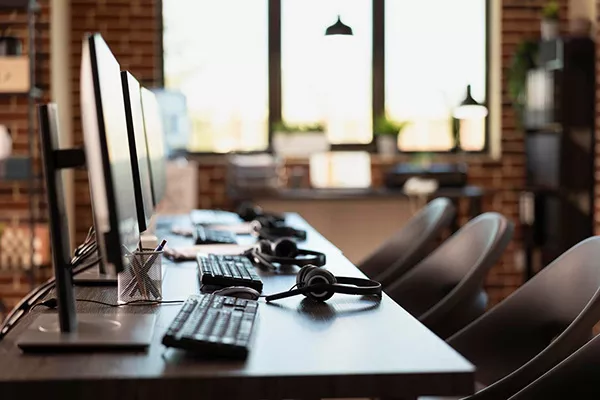 تفاوت بازاریابی تلفنی با فروش حضوری و دیجیتال