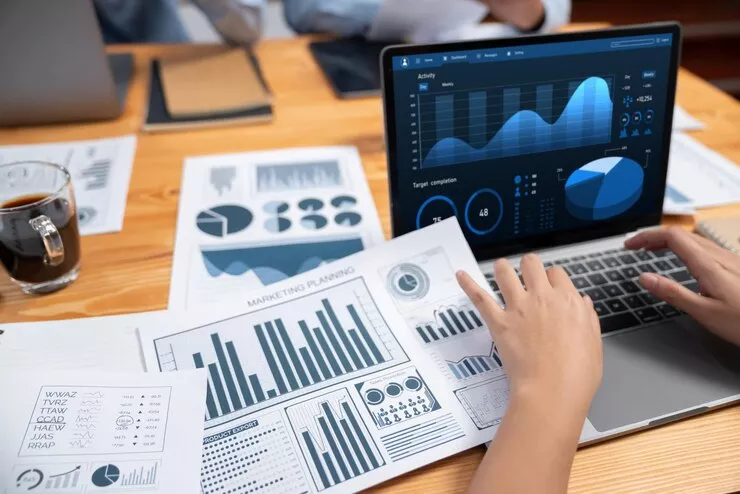 BI ابزار پیشرفته تحلیل و گزارش‌دهی