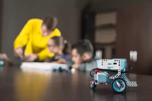 آموزش رباتبک کودکان و نوجوانان