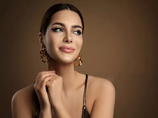 عکاسی طلا در اصفهان بر فروش و برندینگ